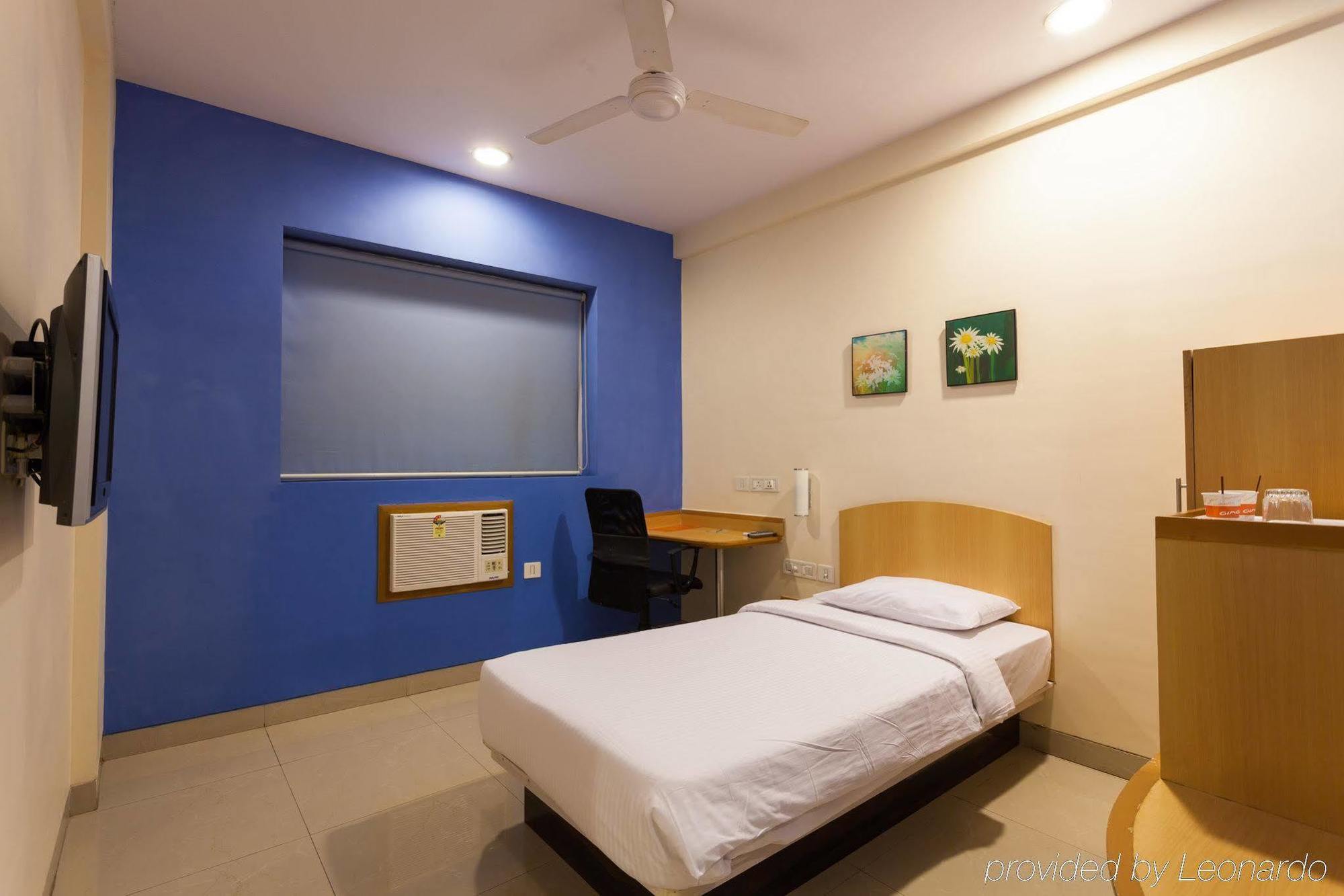 จิงเจอร์ โฮเทล นาชิค Hotel นาสิก ภายนอก รูปภาพ